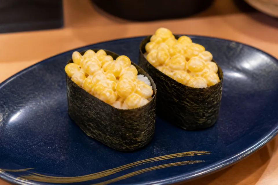 Corn mayo gunkan · Gunkan-maki