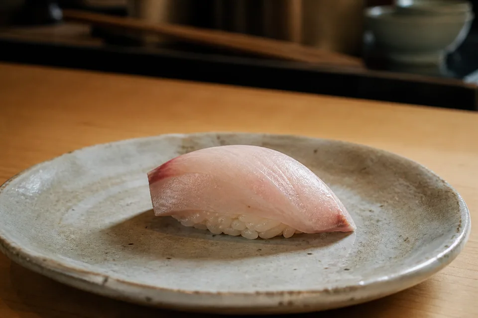 Greater amberjack (kanpachi) · Nigiri